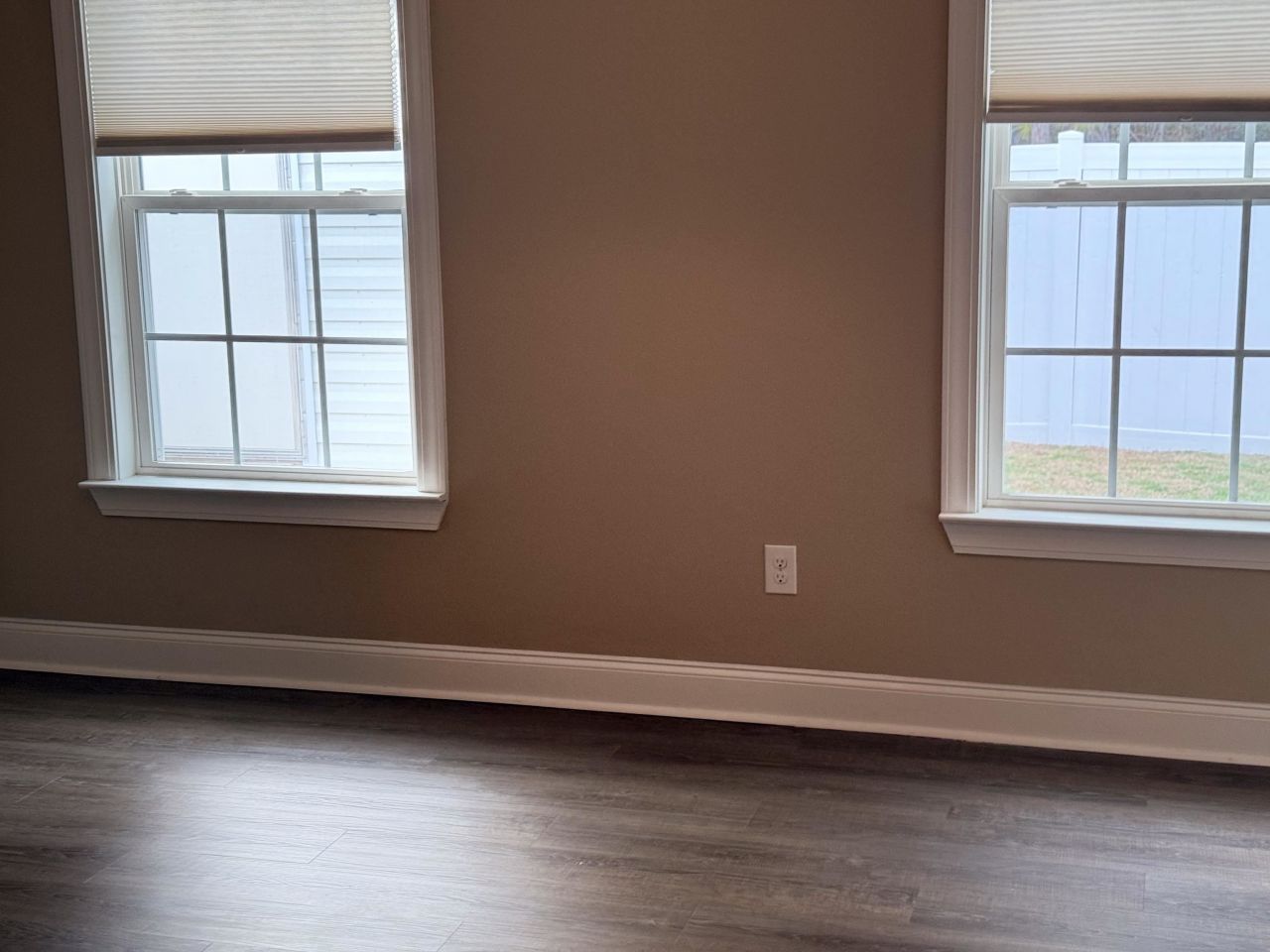 301 Macarthur Dr. Photo 21