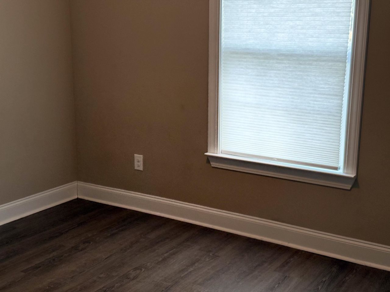 301 Macarthur Dr. Photo 25