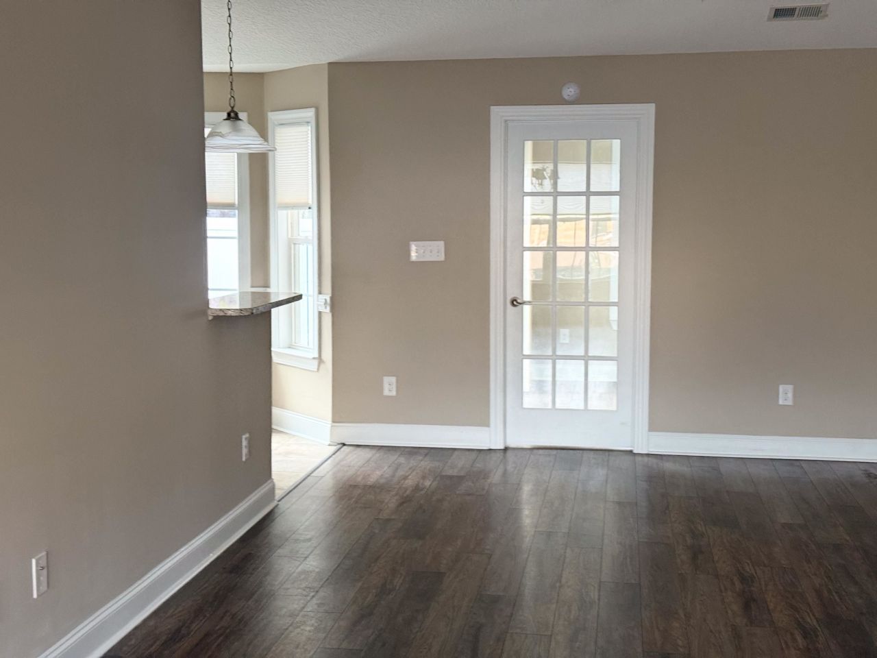 301 Macarthur Dr. Photo 27