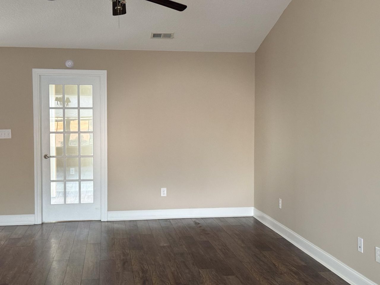 301 Macarthur Dr. Photo 30