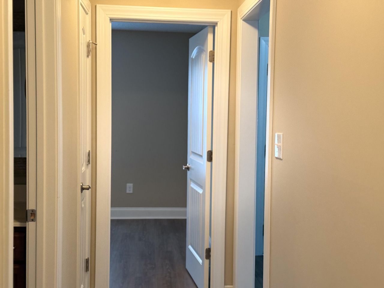 301 Macarthur Dr. Photo 42