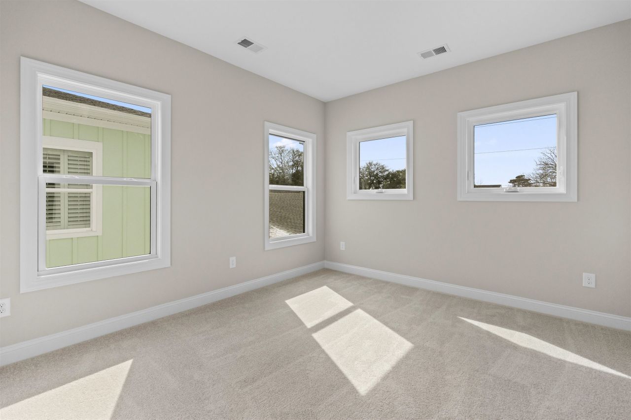 522 6th Ave. S Photo 19