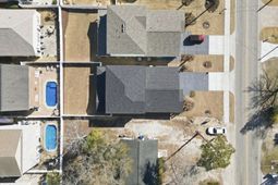 522 6th Ave. S photo 4