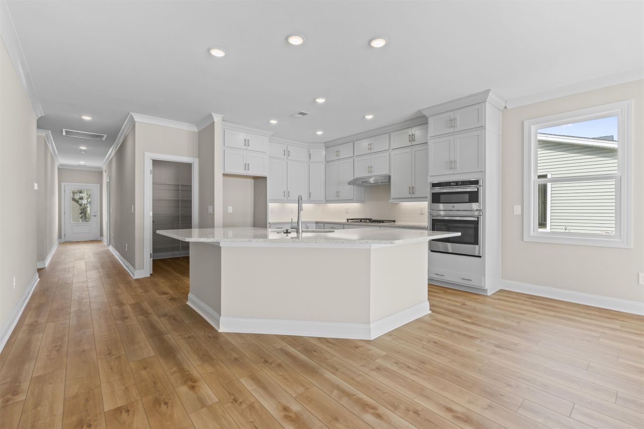 522 6th Ave. S Photo 5