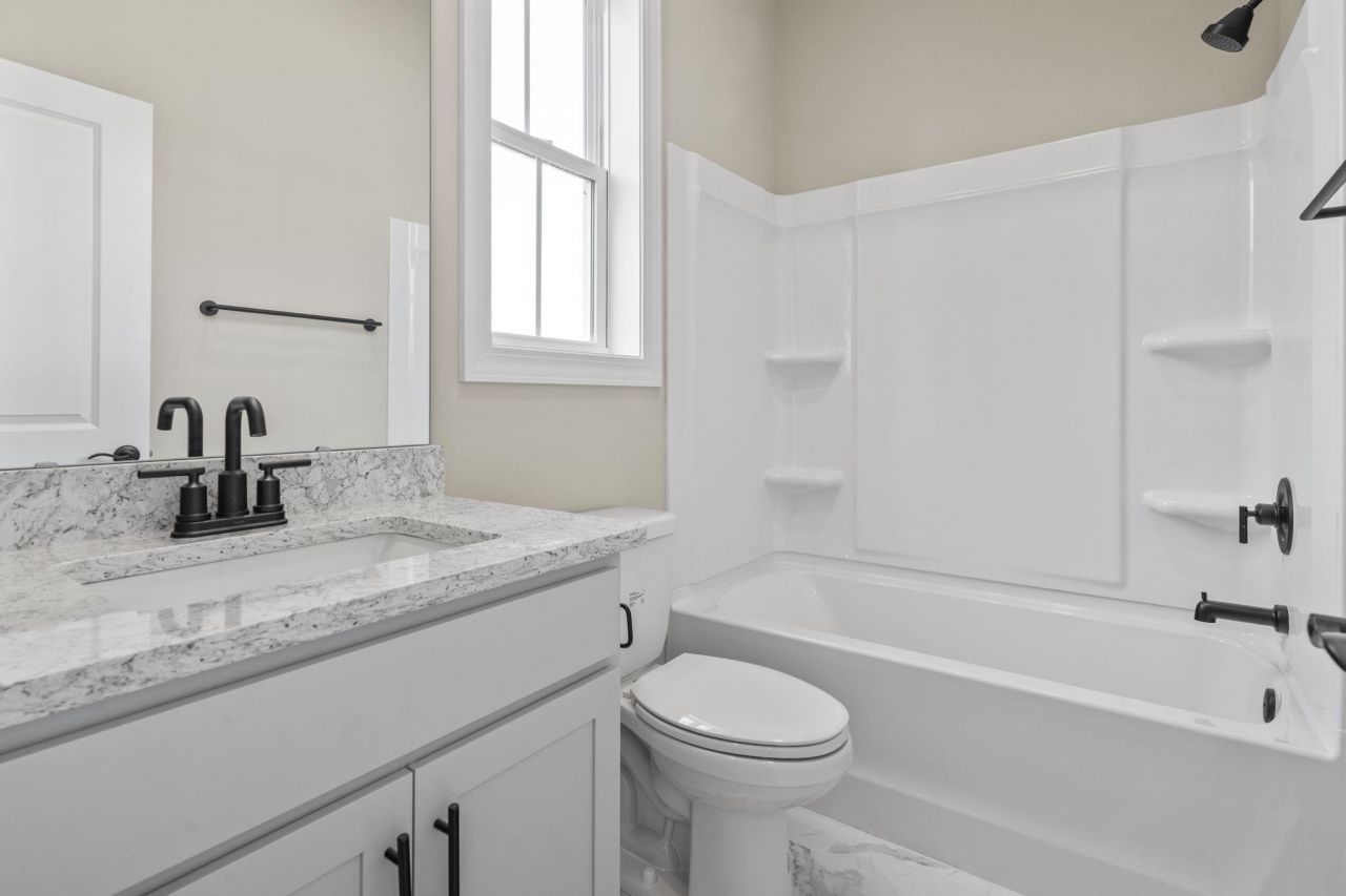 124 Palmetto Harbour Dr. Photo 8