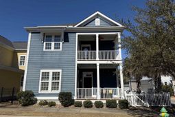 1441 Peterson St. photo 4