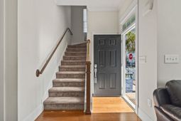 1441 Peterson St. photo 4