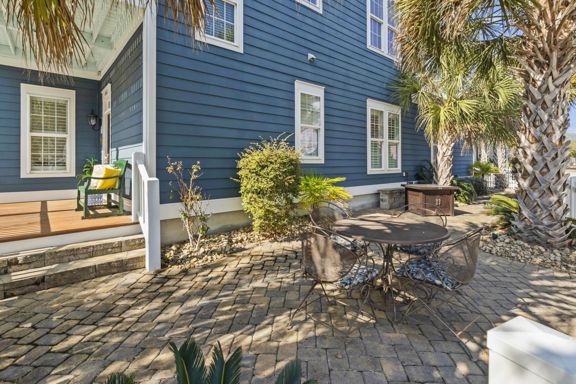 1441 Peterson St. Photo 40