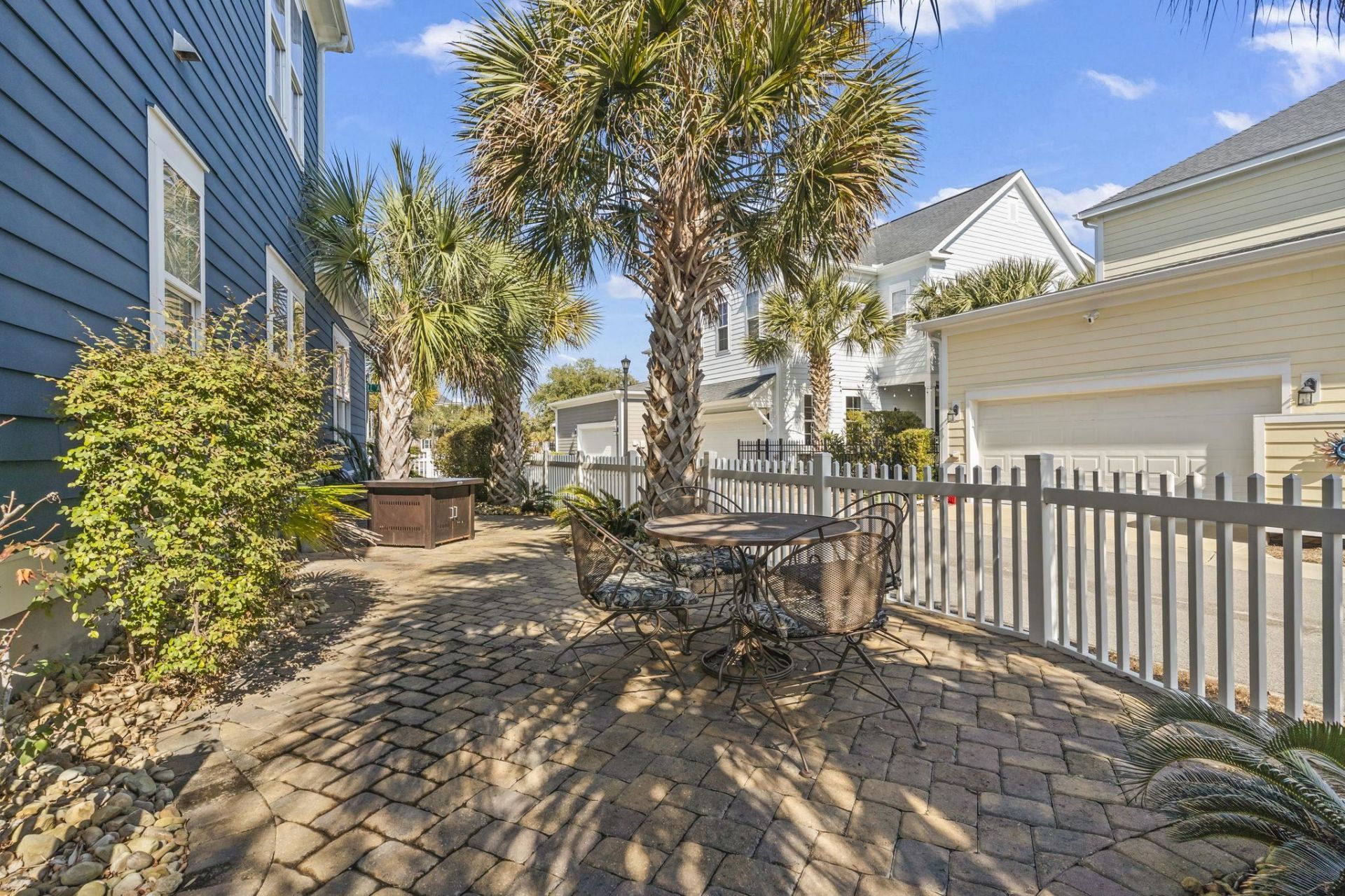 1441 Peterson St. Photo 41