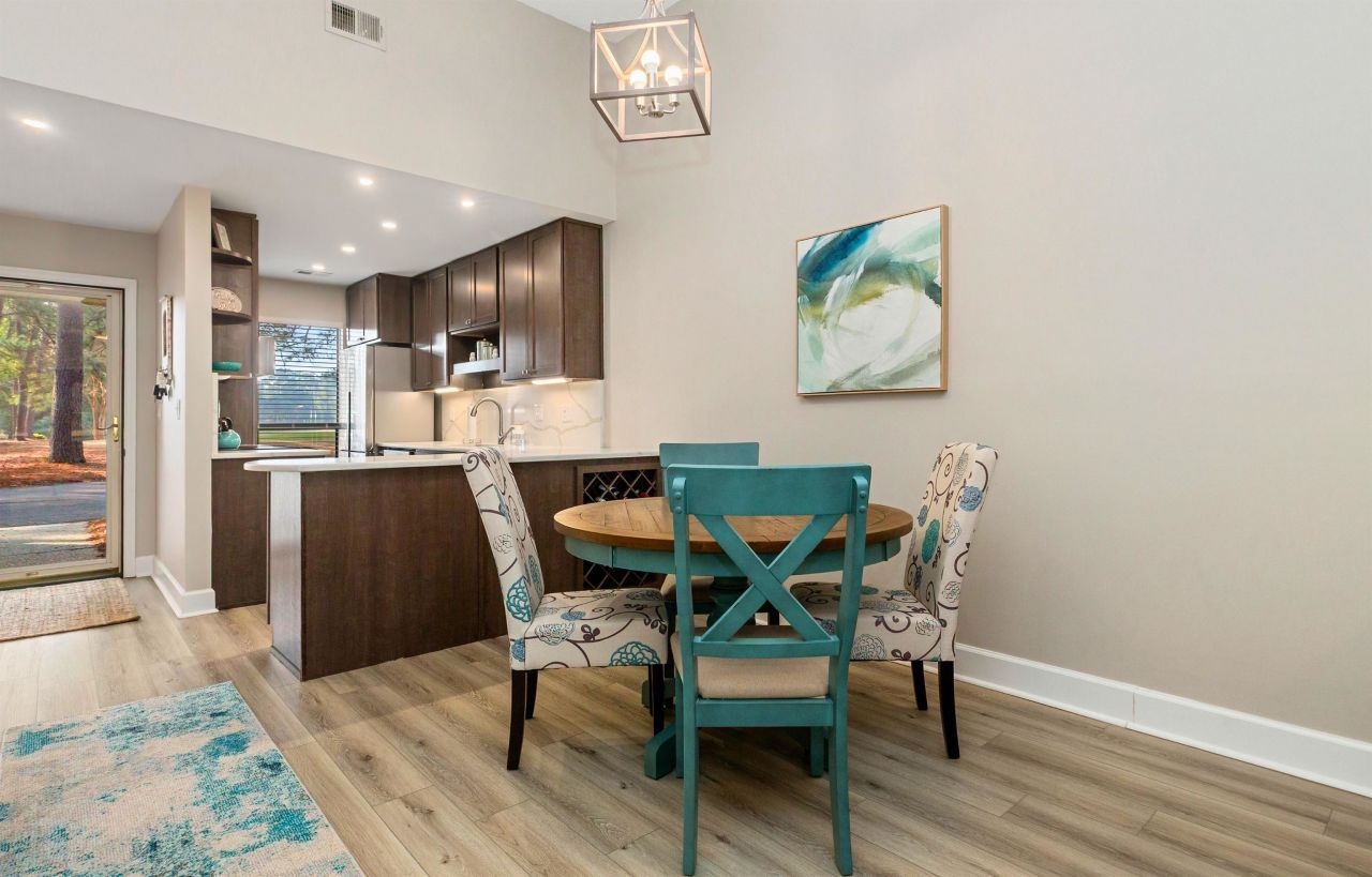 314 Tall Pines Way Photo 10