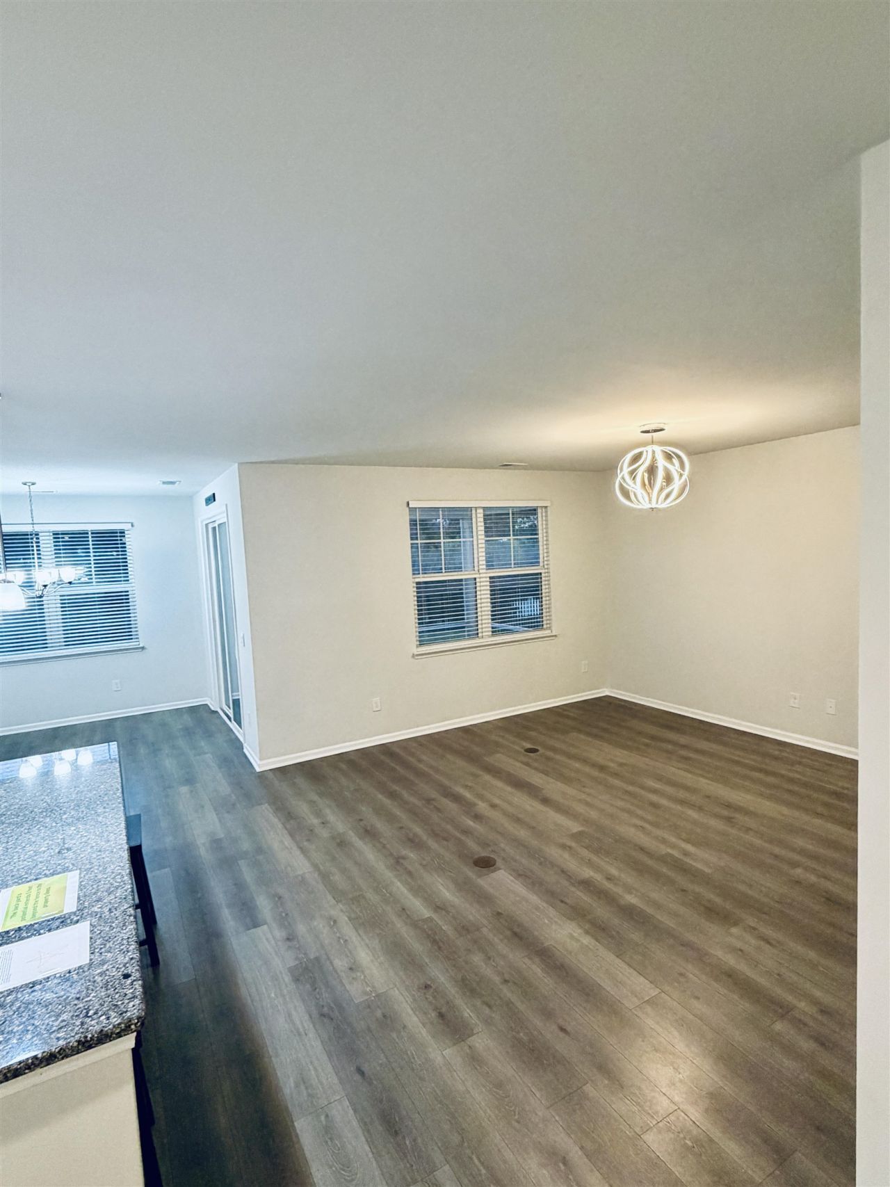 588 Pier Ct. Photo 13