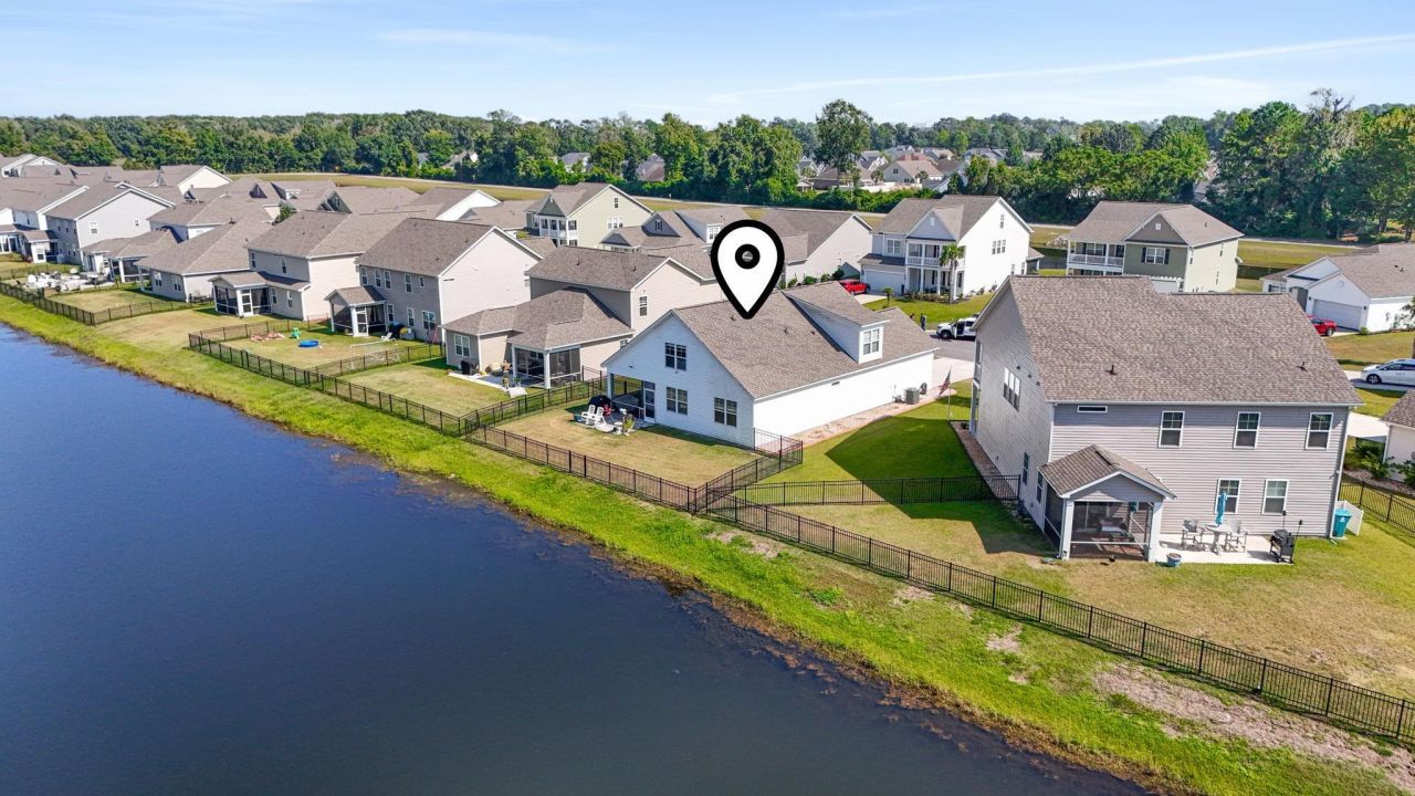 588 Pier Ct. Photo 4