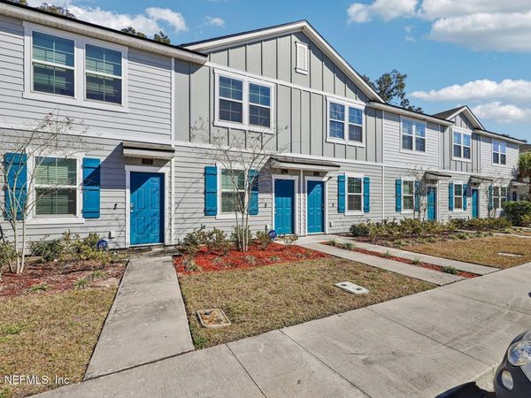 871 GATE RUN Road, Jacksonville, FL 32211