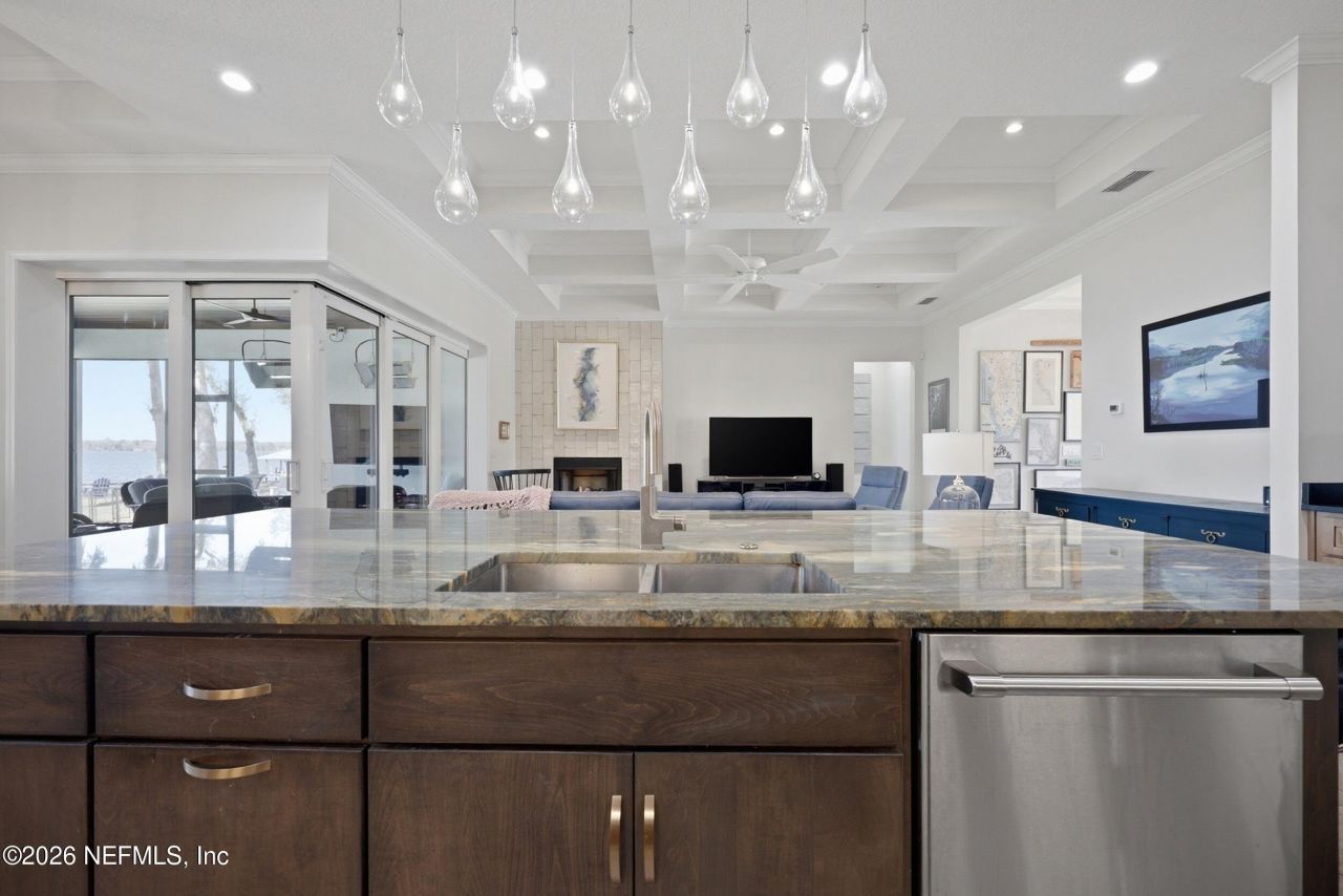 312 Moonstone Drive, East Palatka, FL 32131 Photo