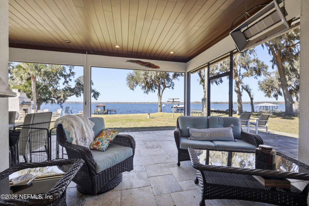 312 Moonstone Drive, East Palatka, FL 32131 Photo