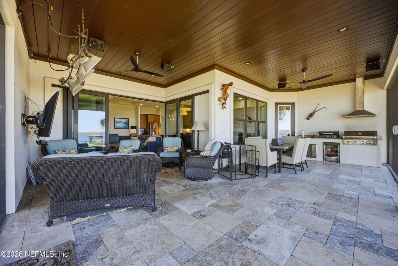 312 Moonstone Drive, East Palatka, FL 32131 Photo