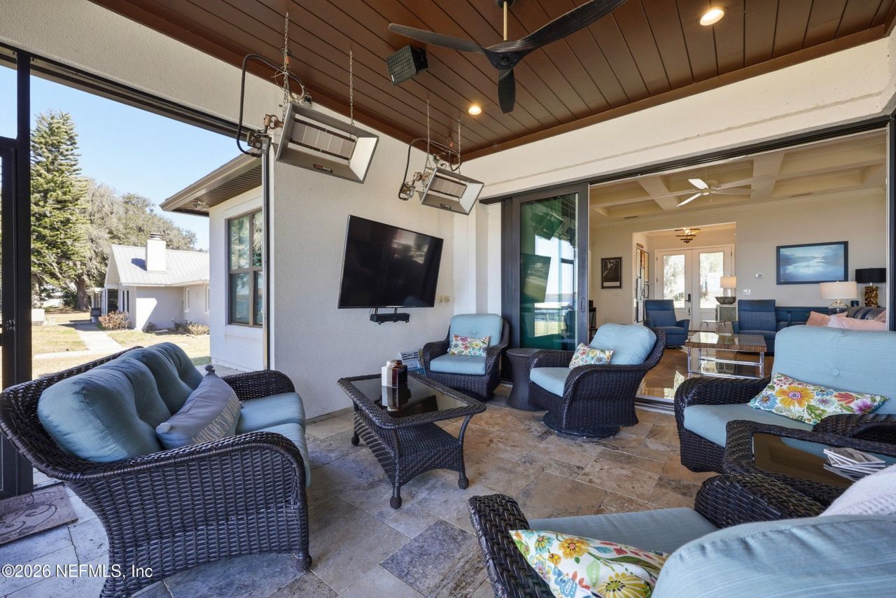 312 Moonstone Drive, East Palatka, FL 32131 Photo