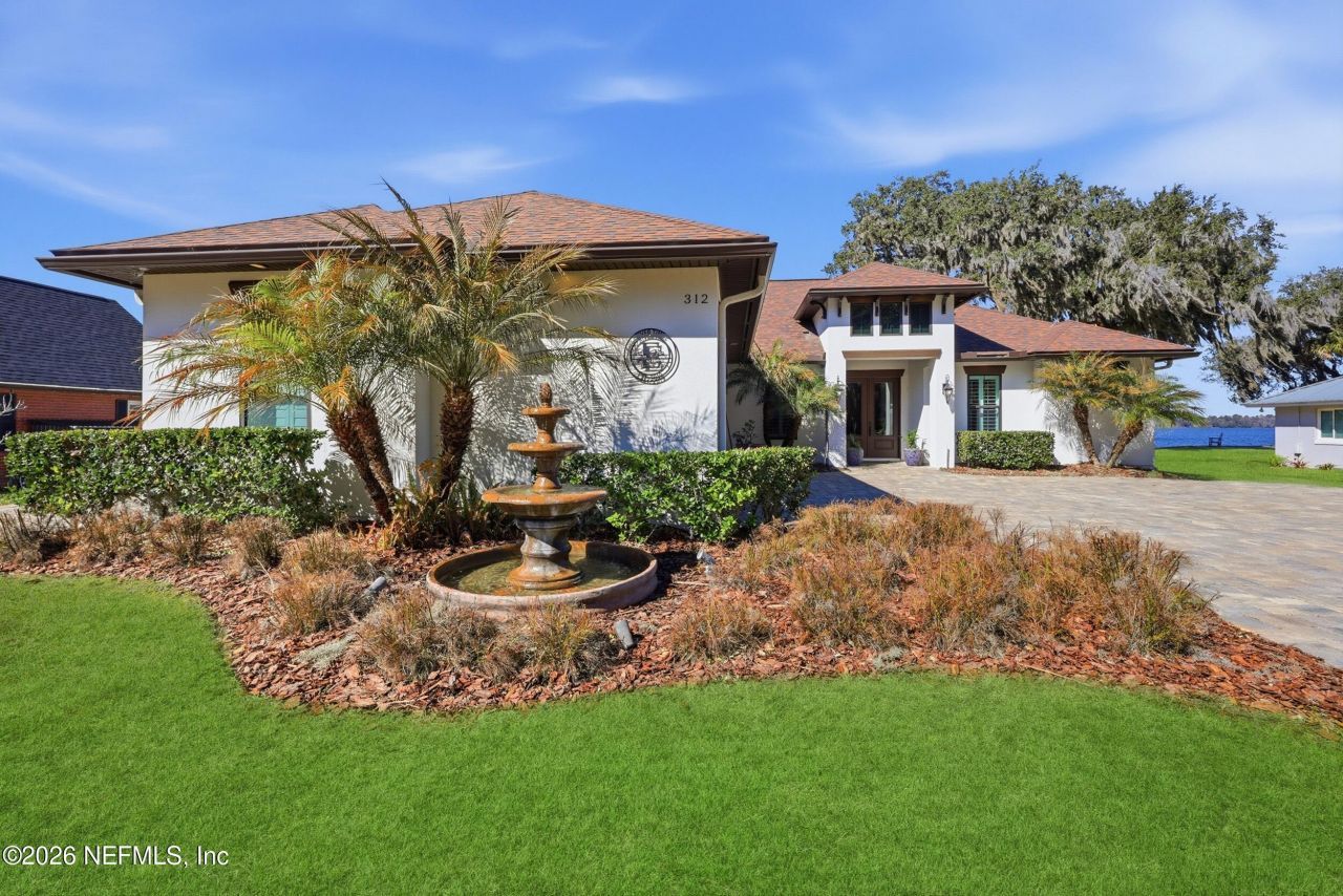 312 Moonstone Drive, East Palatka, FL 32131 Photo