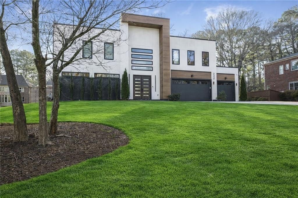 2327 Meadowvale Drive Ne, Atlanta, GA 30345 Main Photo