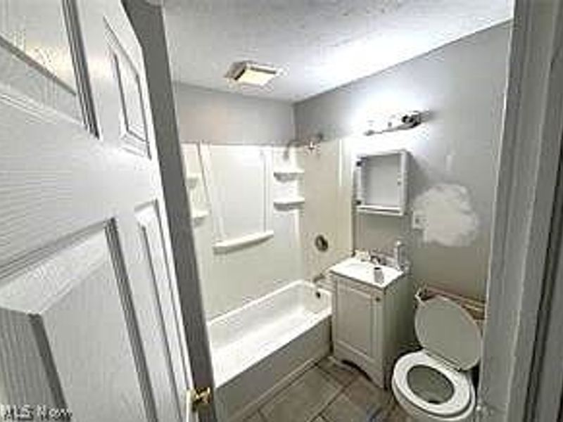 3707 Newark Avenue, Cleveland, OH 44109 Photo 4