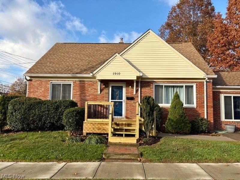 1910 9th Street, Cuyahoga Falls, OH 44221 Photo 2