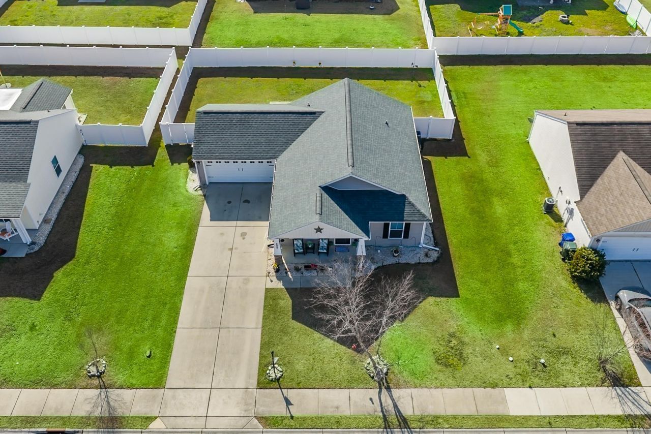 809 Benchmade Rd. Photo 10