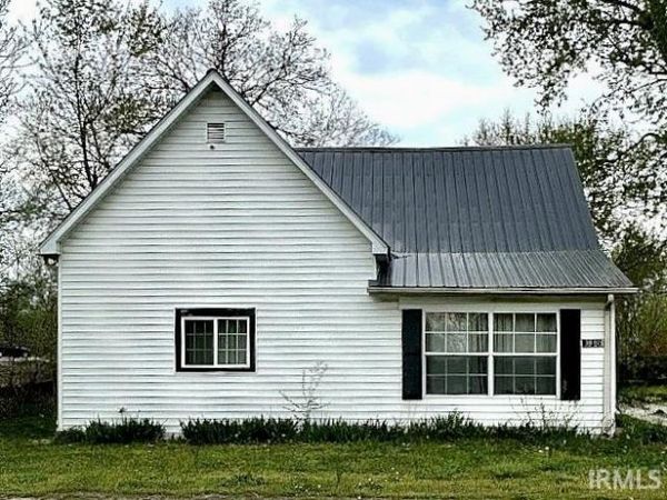 3080 E Linn Avenue, Terre Haute, IN 47805