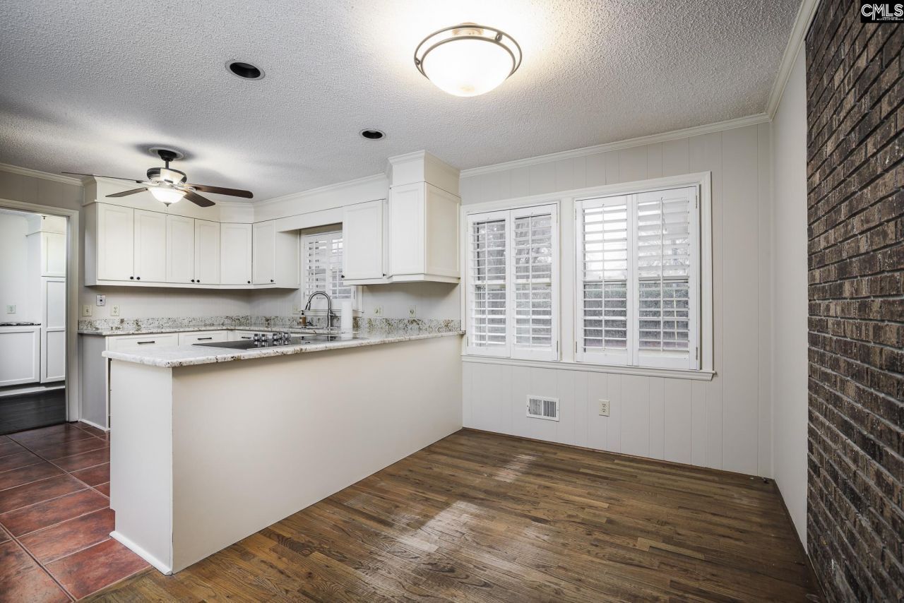 316 Hearthstone Road Photo 9