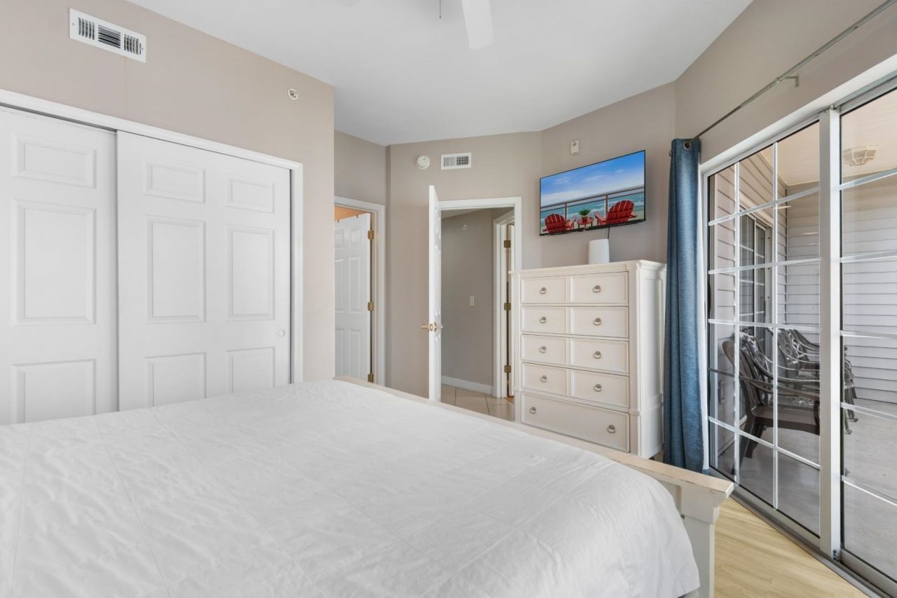 3401 N Ocean Blvd. Photo 16