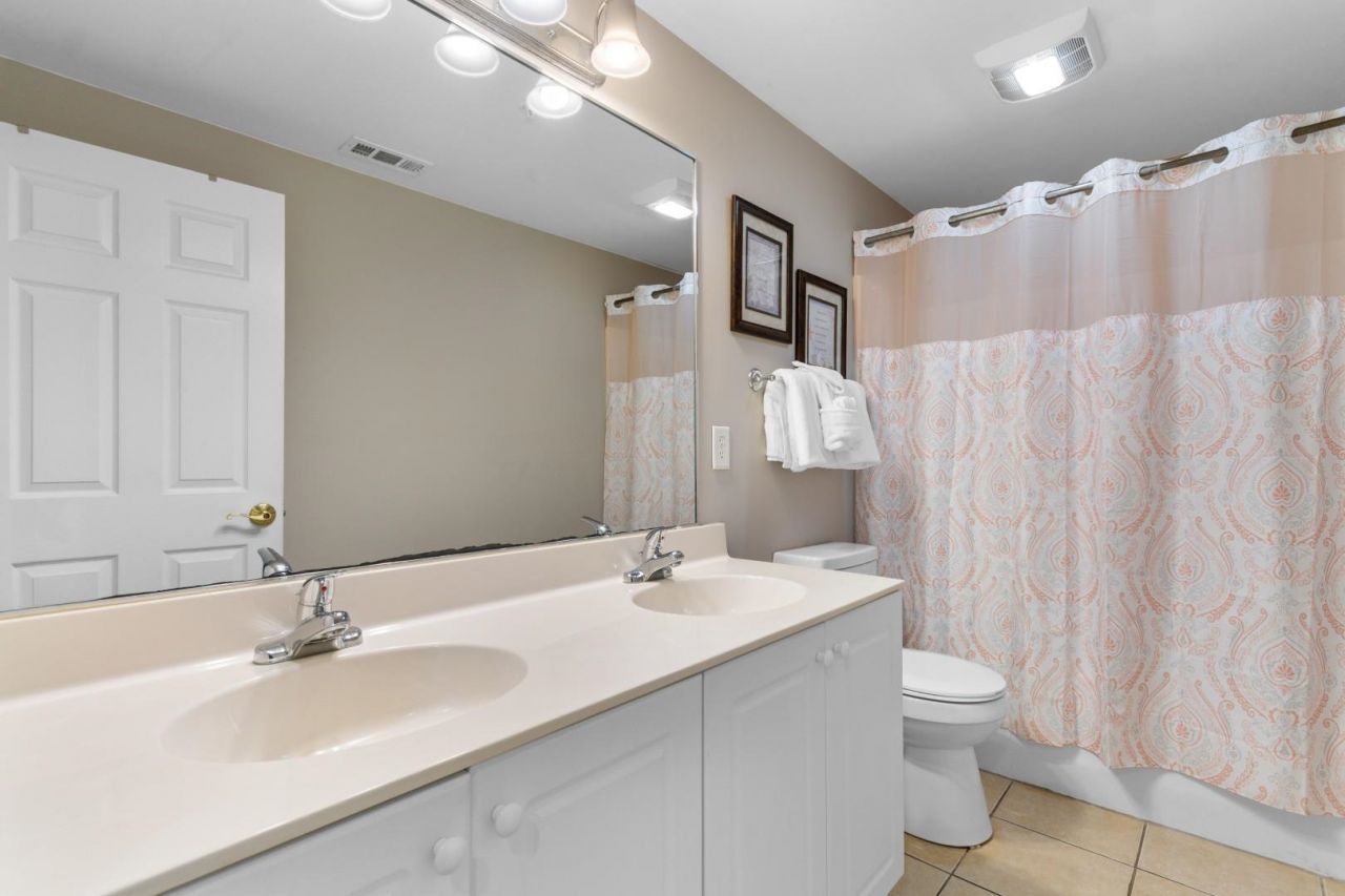 3401 N Ocean Blvd. Photo 20