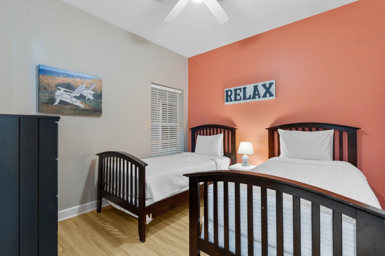 3401 N Ocean Blvd. Photo 24