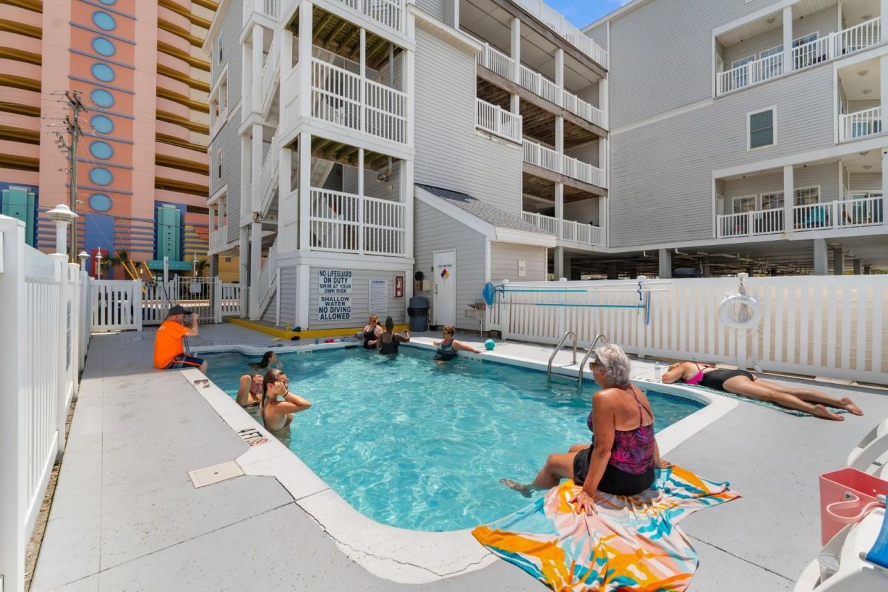 3401 N Ocean Blvd. Photo 38