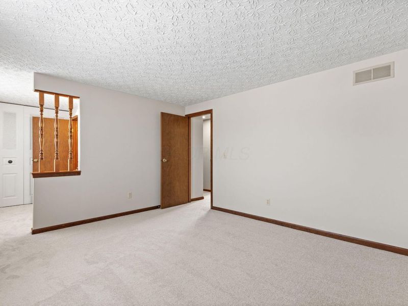 5000 Honeysuckle Boulevard, Columbus, OH 43230 Photo 17