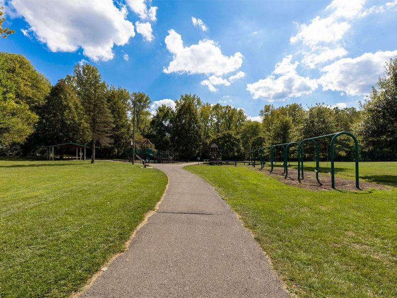 5000 Honeysuckle Boulevard, Columbus, OH 43230 Photo 40