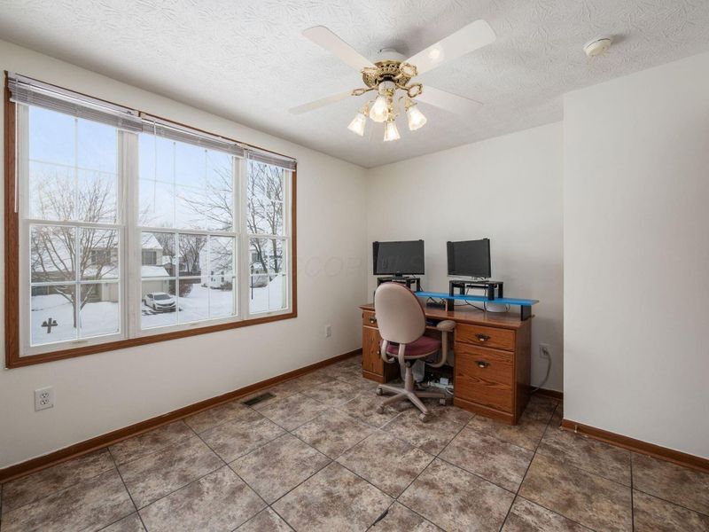 1195 Village Drive , Marysville, OH 43040 Photo 33