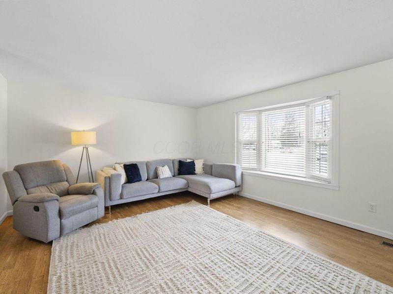 6866 Harlem Road, Westerville, OH 43081 Photo 3