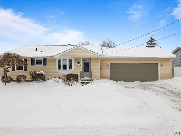 1358 Caravelle Drive, Niagara Falls, NY 14304