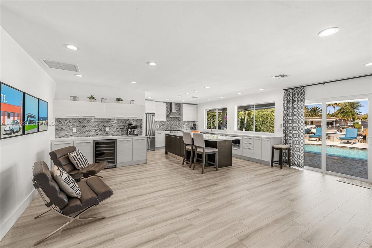 2809 NE 32nd St, Lighthouse Point, FL 33064 Photo