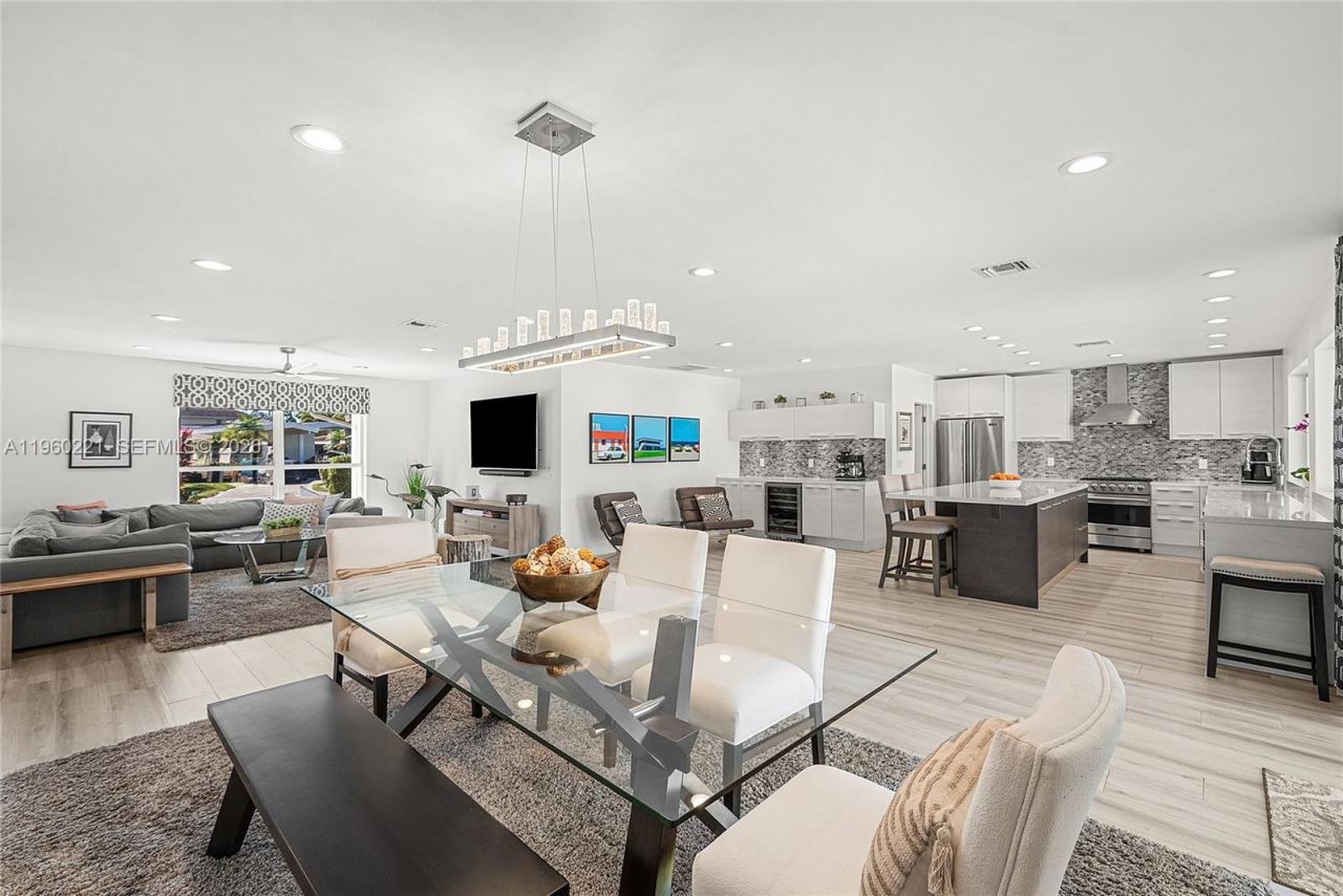 2809 NE 32nd St, Lighthouse Point, FL 33064 Photo