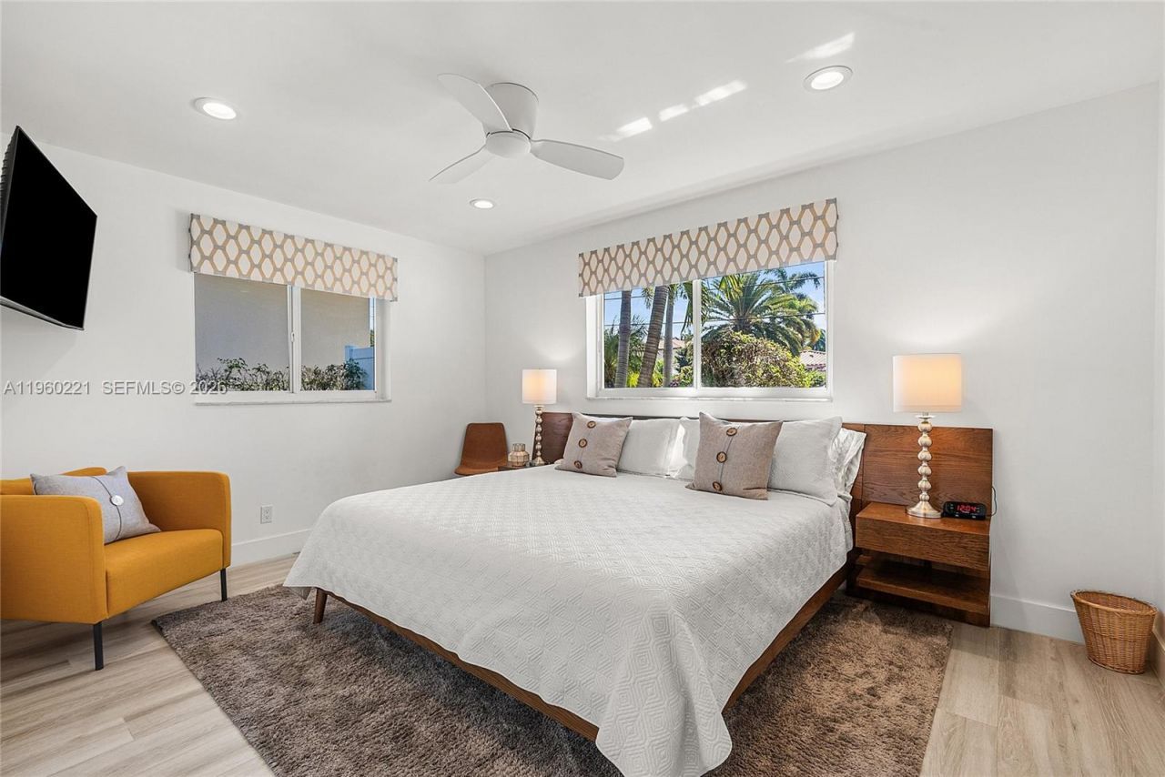 2809 NE 32nd St, Lighthouse Point, FL 33064 Photo