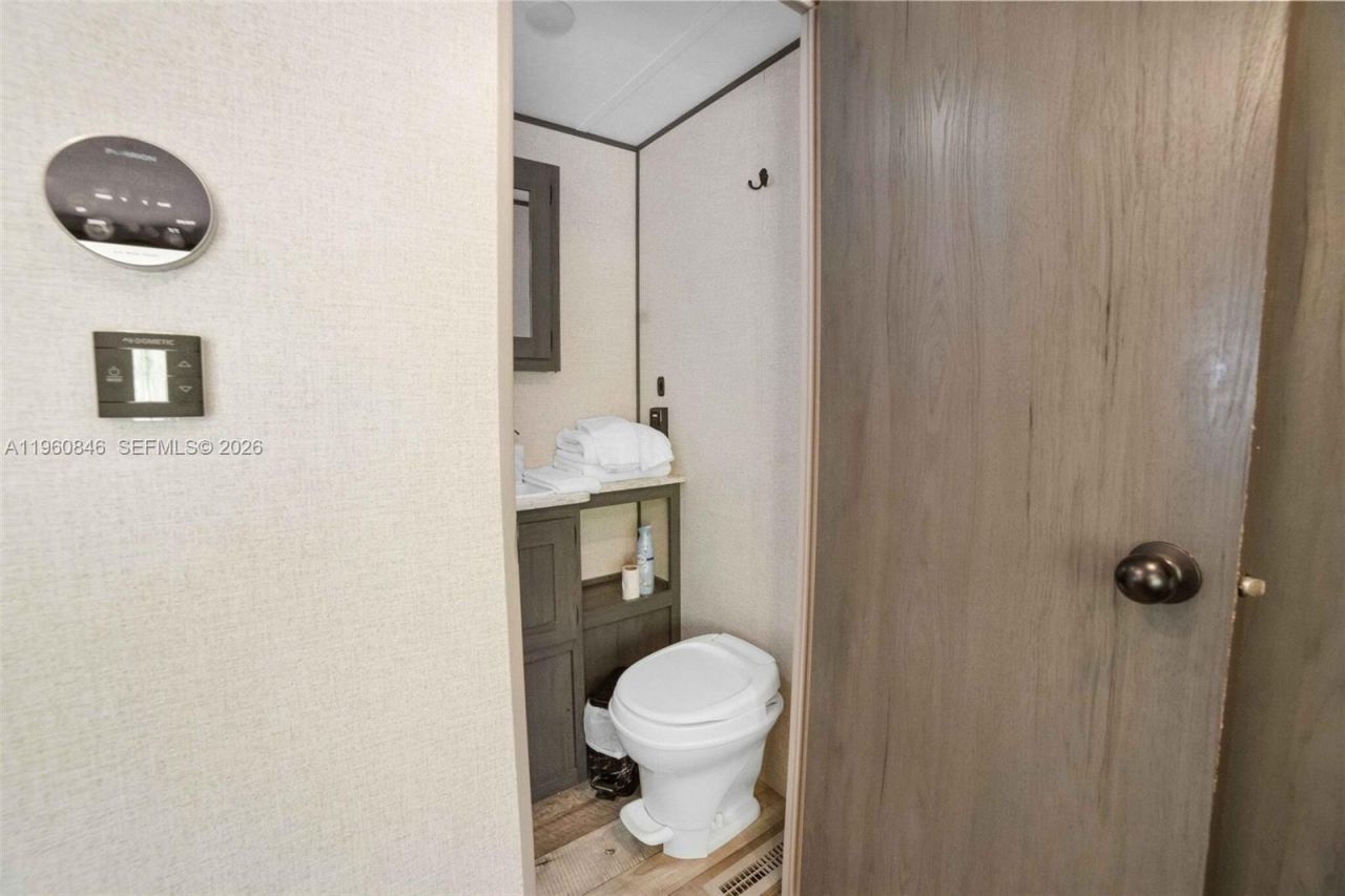 1557 Long Beach Dr, Big Pine Key, FL 33043 Photo