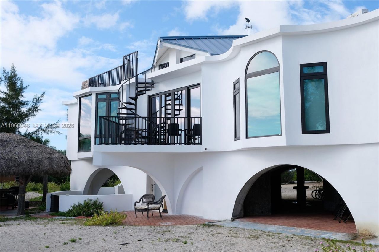 1557 Long Beach Dr, Big Pine Key, FL 33043 Photo