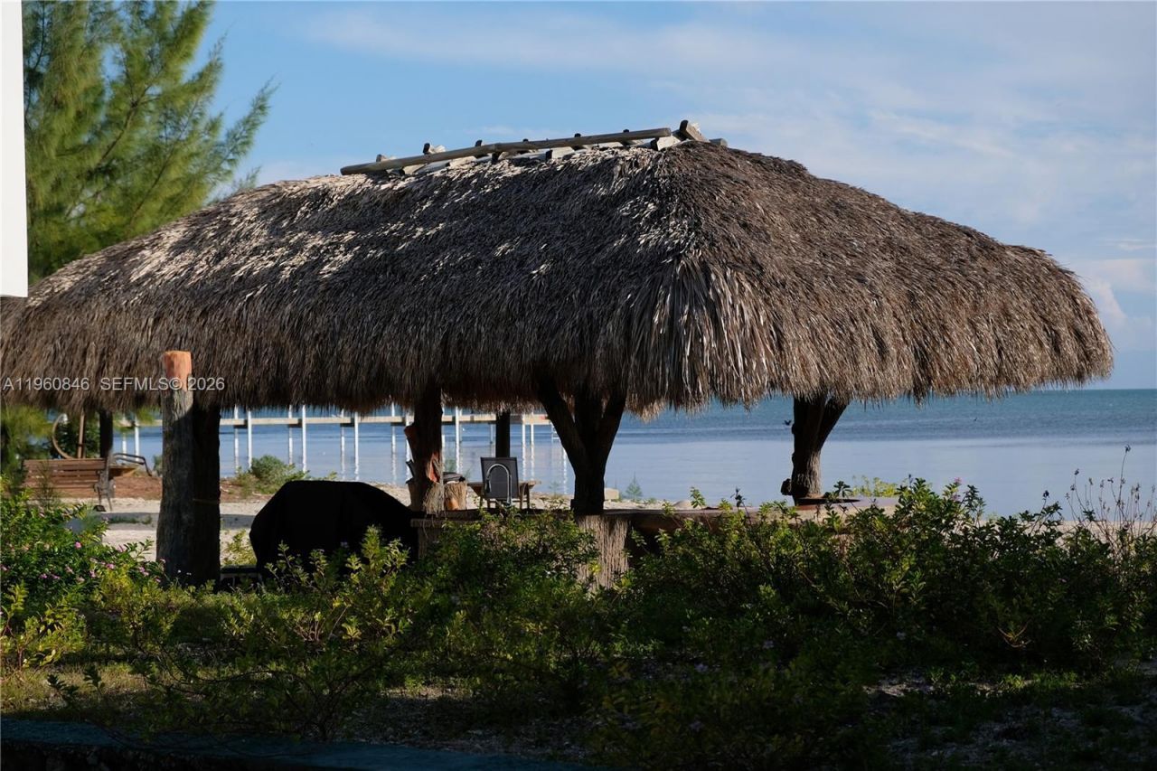 1557 Long Beach Dr, Big Pine Key, FL 33043 Photo
