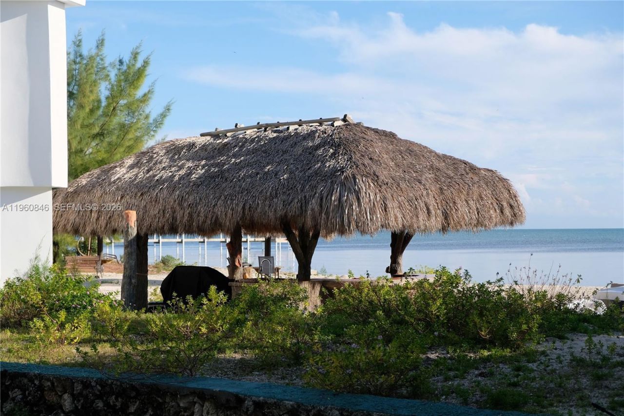 1557 Long Beach Dr, Big Pine Key, FL 33043 Photo