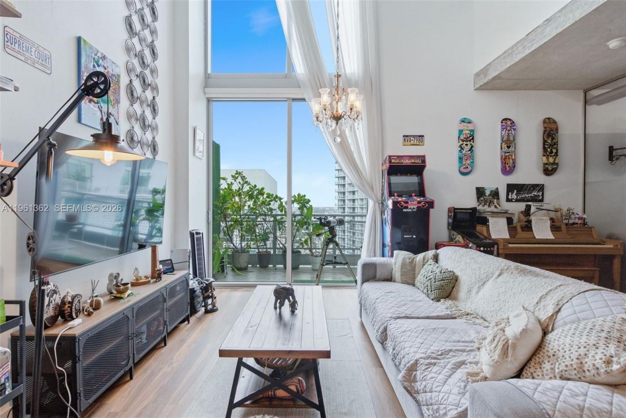 690 SW 1st Ct, Unit 3124, Miami, FL 33130 Photo