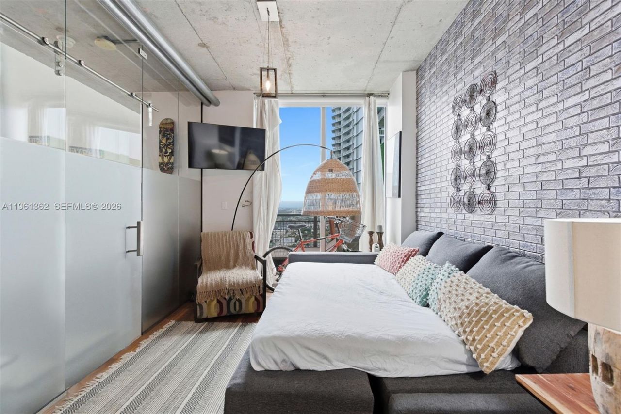 690 SW 1st Ct, Unit 3124, Miami, FL 33130 Photo