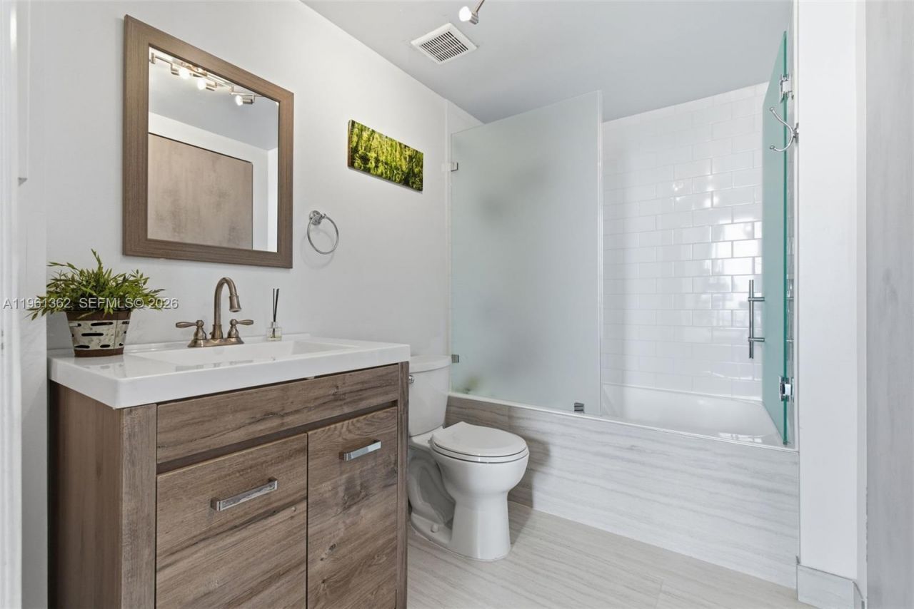 690 SW 1st Ct, Unit 3124, Miami, FL 33130 Photo