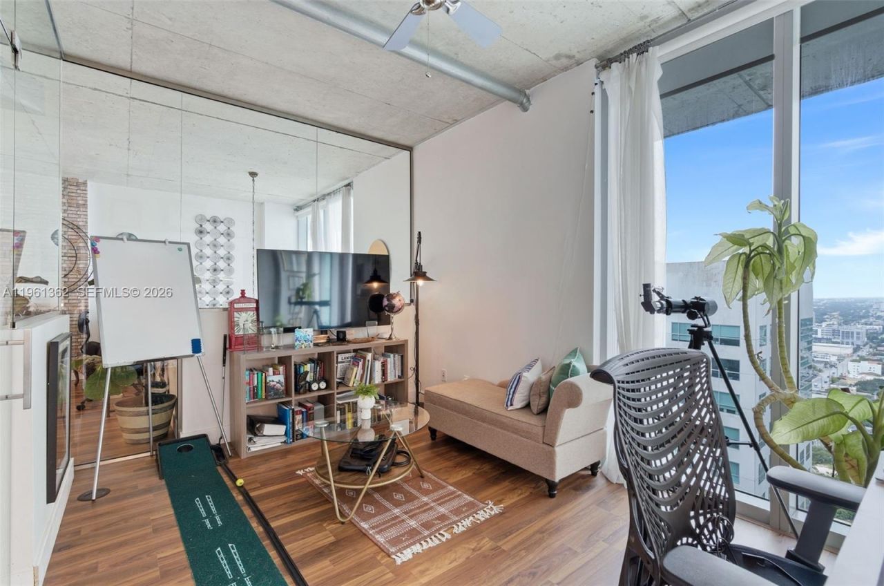 690 SW 1st Ct, Unit 3124, Miami, FL 33130 Photo