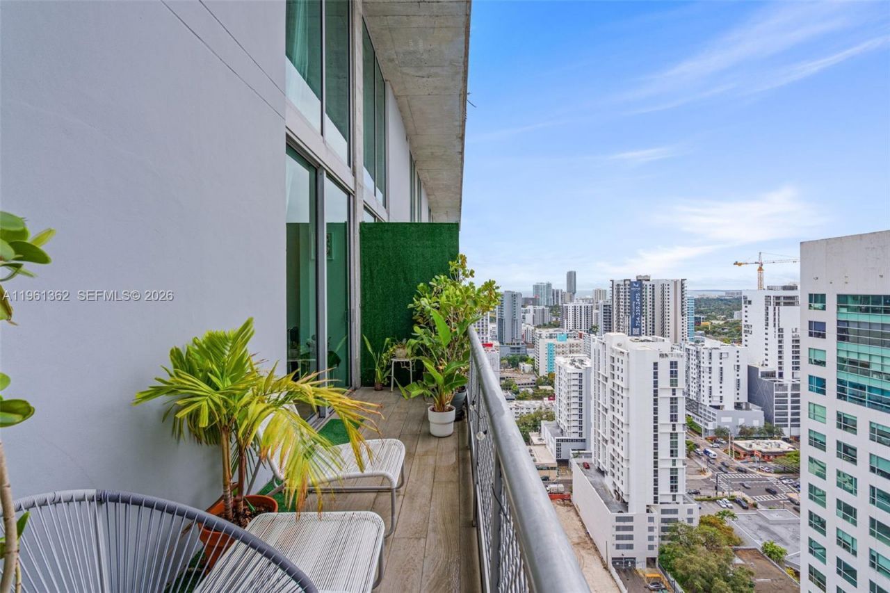 690 SW 1st Ct, Unit 3124, Miami, FL 33130 Photo