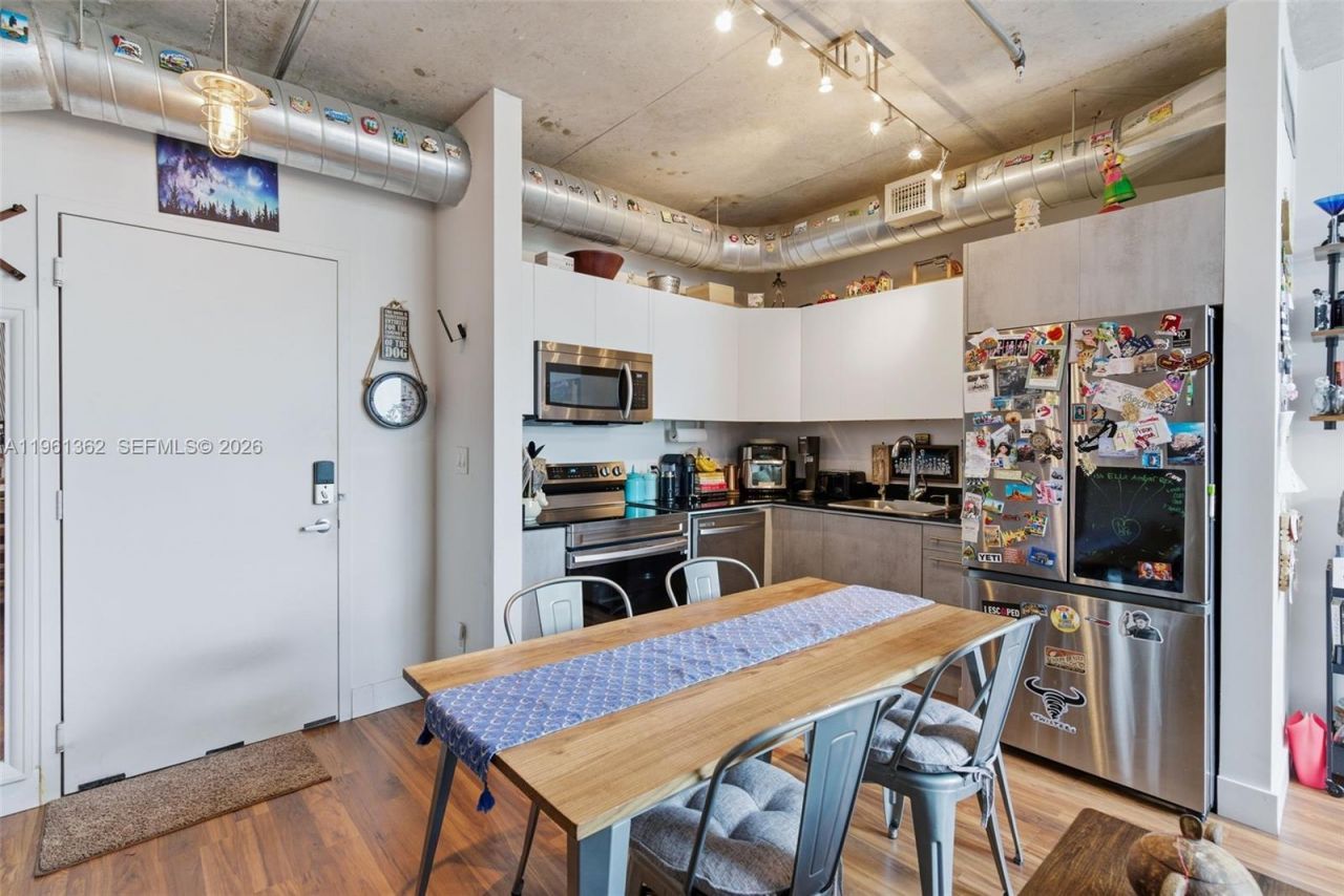 690 SW 1st Ct, Unit 3124, Miami, FL 33130 Photo